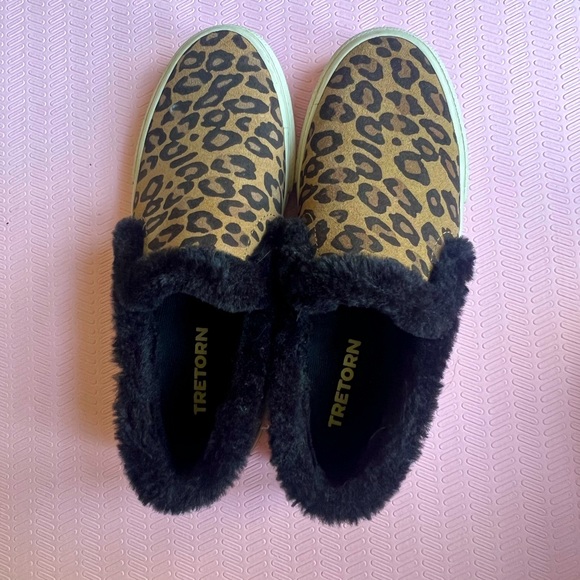 Cute Tretorn black/tan leopard print shoes | size US 5.5. - Picture 1 of 2